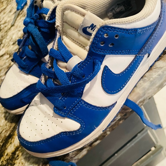 Nike Kids Sneakers Blue and White - Picture 3 of 8